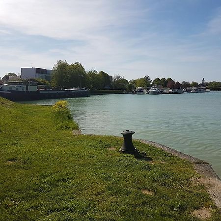 Péniche Serenity Sillery Extérieur photo